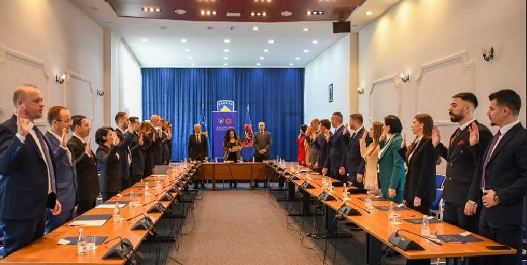 Osmani dekretoi 21 prokurorë me mandat fillestar