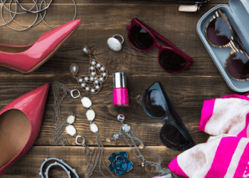 Këta do të jenë aksesorët më “in” për sezonin pranverë-verë 2023