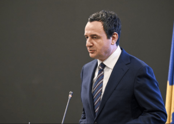 Kurti: Gratë na kanë dëshmuar që janë punëtore dhe aktive në botën e digjitalizuar