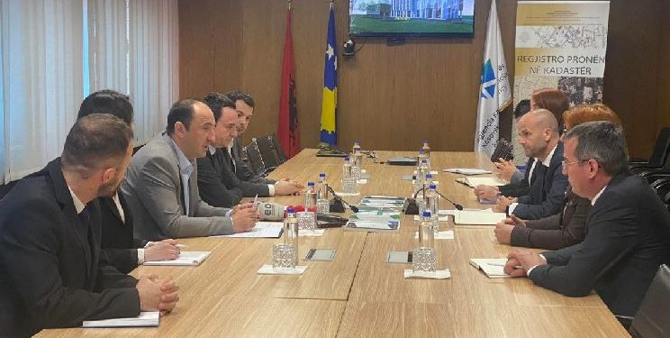 Kurti: Gjatë qeverisjes 2 vjeçare investuam 16 milionë euro në Agjencinë Kadastrale