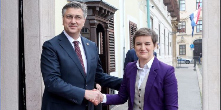 Bërnabiq dhe Plenkoviq takohen, diskutojnë marrëdhëniet Kroaci-Serbi