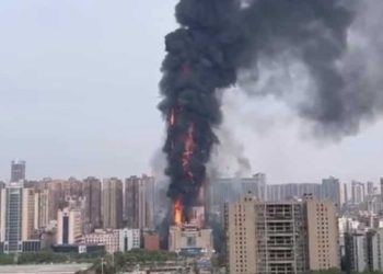 E rëndë, zjarr i madh në Pekin, humbin jetën 21 persona