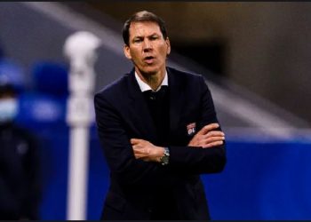 Al Nassr ndanë rrugët me trajnerin Rudi Garcia