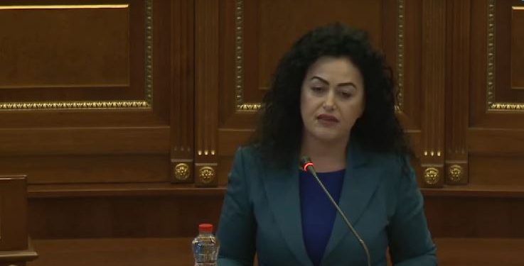 Bunjaku i propozon qeverisë ‘që të bëhet me ushtrues detyre”