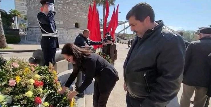 Qytetarët e Durrësit përkujtojnë 84-vjetorin e rezistencës ndaj pushtimit fashist