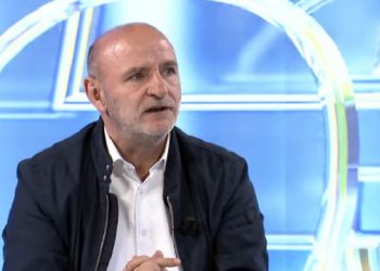 Sherifi: Kurti nuk ka zgjidhje tjetër, ose ta pranojë Asociacionin ose ta dorëzojë mandatin