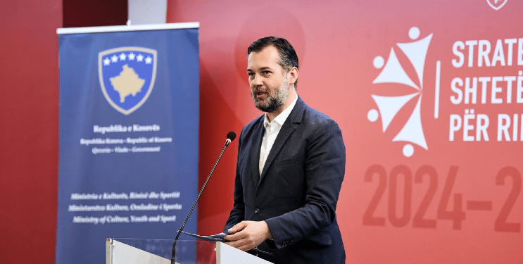 Çeku: Strategjia për rini na tregon shtegun drejt zhvillimit të qëndrueshëm për të rinjtë