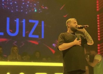 Luiz Ejlli sjell emocion dhe atmosferë në Gjakovë!