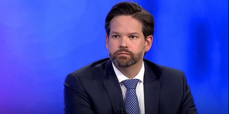 Mandl shprehet i shqetësuar për situatën në veri