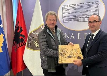 Ndihma për nxënësit e Ferizajt, nënkryetari i kësaj komune ka një falënderim