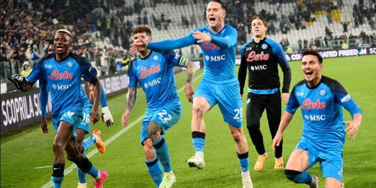 Napoli shpallet kampioni i ri i Italisë!