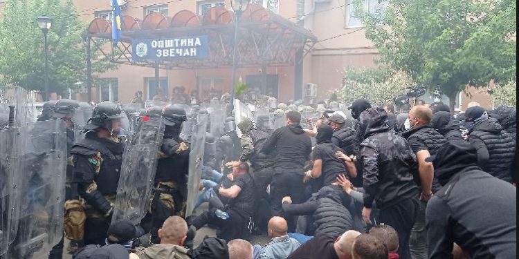 Policia jep detaje për protestat në veri, arreston 5 persona