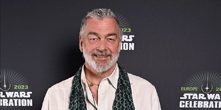 Aktori Ray Stevenson vdesë në moshën 58-vjeçare