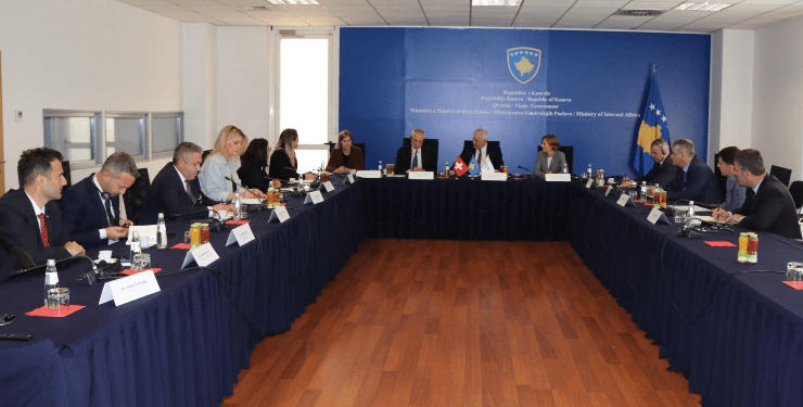 Sveçla: Migrimi vazhdon të mbetet një sfidë për shtetin e Kosovës