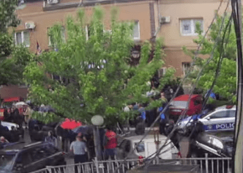 Marko Jakshiq për alarmin në veri të Kosovës, pyet Vuçiqin: E çfarë do të bëjmë tani?