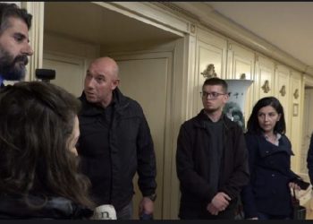 AGK reagon për sulmin ndaj gazetarit Gjoci nga truprojat e kryeministrit Kurti