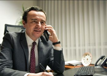 Kurti bisedon me Cleverly, temë diskutimi zhvillimet e fundit në veri