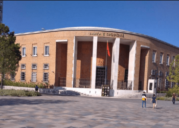 Kush renditet e para si origjinë e dërgesave nga emigrantët shqiptarë?