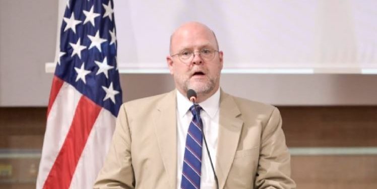 Hovenier: Mirëpres miratimin e legjislacionit të reformës zgjedhore nga Kuvendi i Kosovës