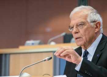 Borell i thërret në takim urgjent Kurtin dhe Vuçiqin