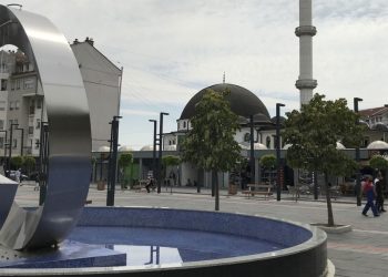 Djali rrahet e bëhet për spital nga babai e axha në Obiliq