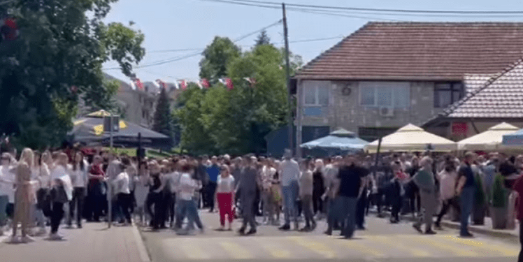 Përfundon protesta e serbëve në Leposaviq