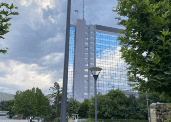 Ja kush është kryeministri më i “vyeri” e cili më “dembeli”!