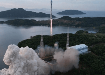 Banorët e Seulit i zgjon dhe i trishton alarmi për sulm ajror, por ja çka fshihej pas tij