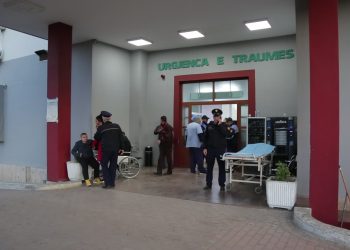 Spitali i Traumës në Tiranë storie suksesi, kryhen 3 operacione në tru, një në kurriz!