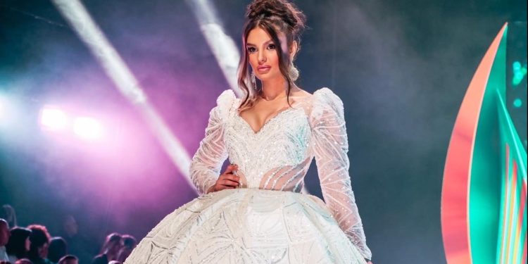 Për ditën tuaj të veçantë, që të dukeni unike, zgjedhni stilisten Liridona Muhaxhiri