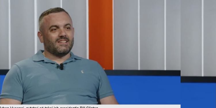 Ky është kamerieri nga Peja që kishe falënderuar presidentin Clinton në SHBA