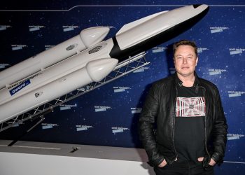 Elon Musk: Twitter aplikon kufizime të përkohshme leximi për të gjithë përdoruesit