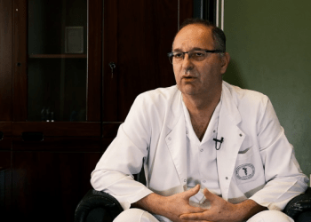 Drejtori Spahija: Numri i vogël i anesteziologëve ka shtuar listat e pritjeve të pacientëve