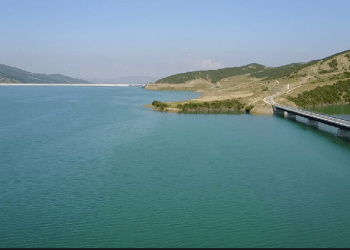 Dyshohet se janë mbytur 4 persona në Gramsh, ishin futur për tu larë