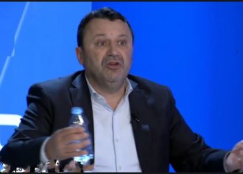 Ironizon Beqa: Nëse e gjuan me ujë dikë, nuk është sulm