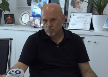 Drejtori Sadiku: Prishtina duhet t’i ketë të paktën edhe 50 mjekë e 100 infermierë më shumë