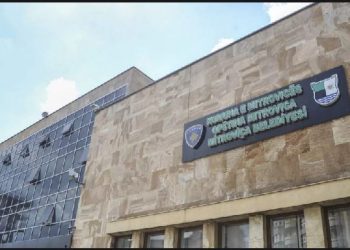 Qeveria jo, Komuna e Mitrovicës sado pak i ndihmon familjet e prekura nga vërshimet