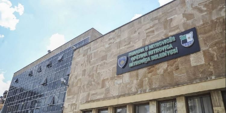 Qeveria jo, Komuna e Mitrovicës sado pak i ndihmon familjet e prekura nga vërshimet