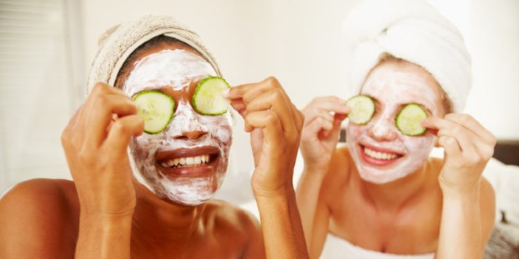 Harroni botoksin, a e keni provuar maskën çudibërëse?