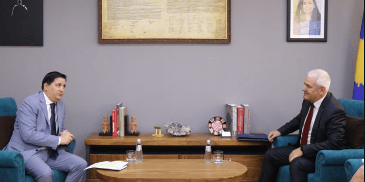 Sveçla takohet me shefin e ri të UNDP-së në Kosovë, flasin për projektet e përbashkëta