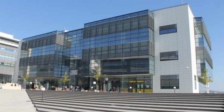 Ngritet aktakuzë ndaj një serbi për krime lufte kundër popullatës civile