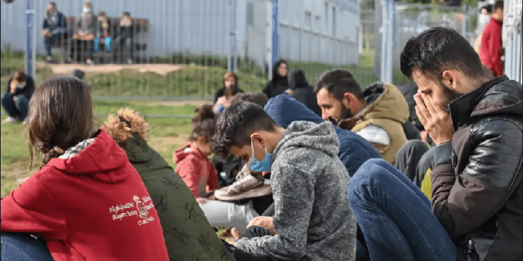 Gjermania nuk arrin të zgjidh problemin e strehimit të refugjatëve dhe azilkërkuesve