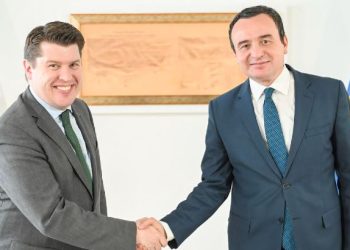 Detaje nga takimi i Kurti me ambasadorin jo rezident të Irlandës