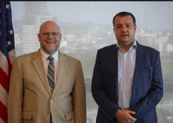 Hovenier: Shtypi i lirë dhe i pavarur është një shtyllë jetike e demokracisë