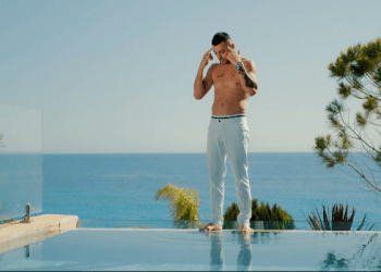 Bashkimi me Keisin histori e kaluar, Stresi tregon që ka filluar një njohje të re