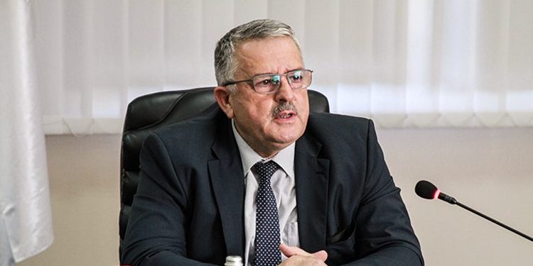 Veliu: LDK-ja po drejtohet nga njerëz të çastit “gërvish dhe fito”, por nuk do të ju zgjasë