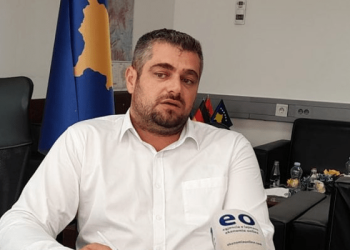 Hoti: Serbia duhet të kushtëzohet për të zbatuar deklaratën e të pagjeturve