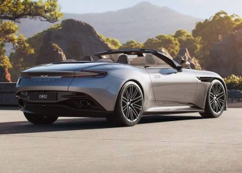 Aston Martin prezanton makinën super të shpejtë dhe elegante