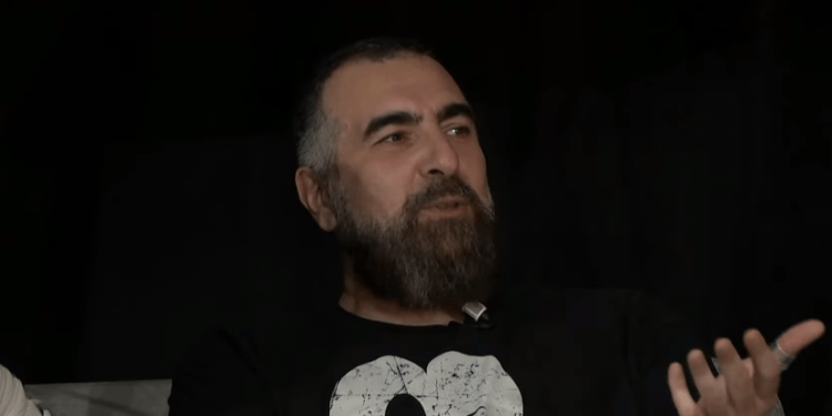 Fisnik Ismaili: Kur isha mbipeshë nga 2 karrige në vit i theja