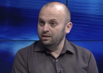 Imer Mushkolaj: Nxënsve nuk do tu sigurohen librat, Improvizimi e dështimi ka emër